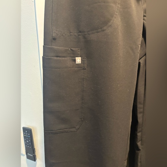 FIGS High Waisted Isabel Wide Leg Scrub Pants Black Large NWT NEW nurse doctor - Picture 10 of 16